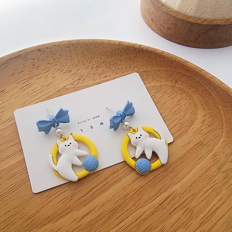 1 Pair Cute Cat Playing with Blue Fur Balls Earrings - Belle Rose Nails