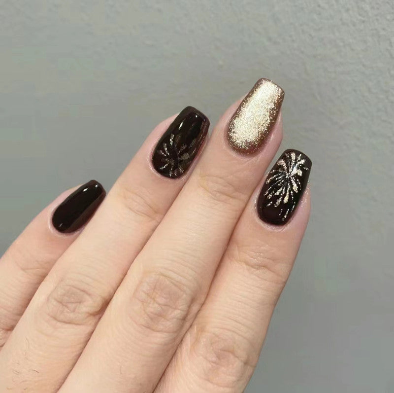 [NEW YEAR SPECIAL] Sparkly Fireworks Gold and Black Medium Length Press On Nails