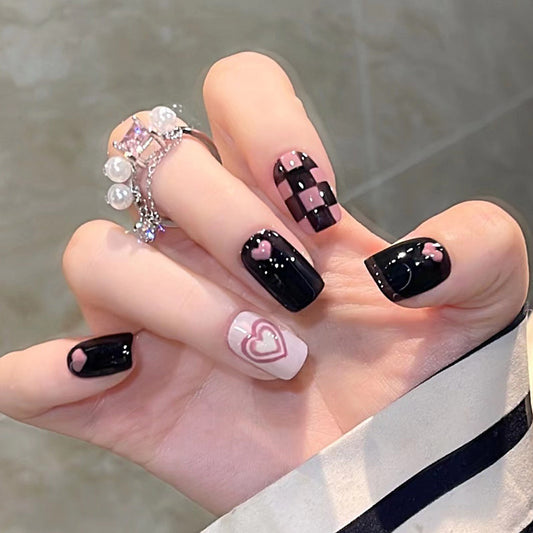 [2024  SALE] Pink and Black Heart and Checkerboard Medium Short Press On Nails