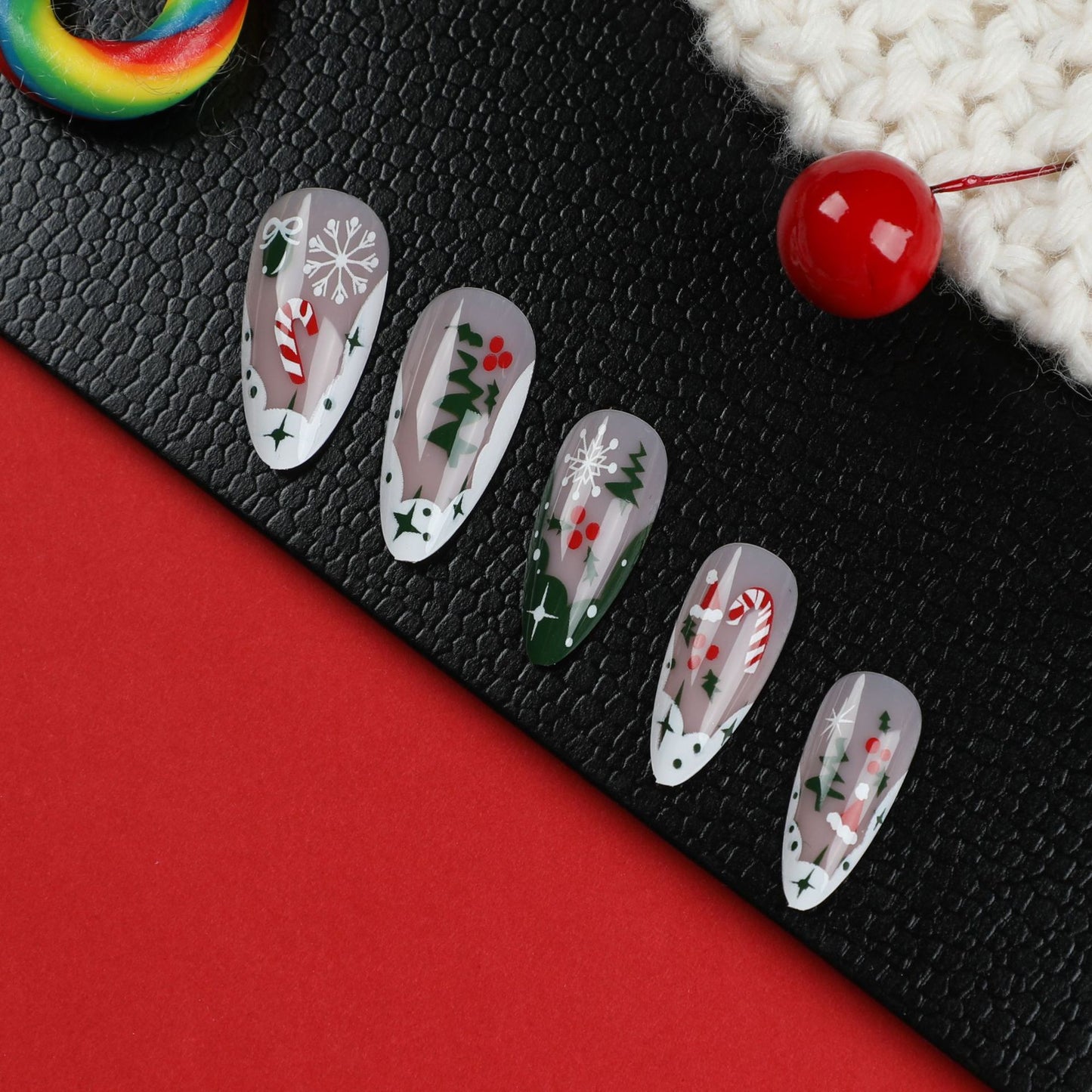 [Christmas 2024] Christmas Theme Green White Red Tree and Cherry Medium Length Press On Nails