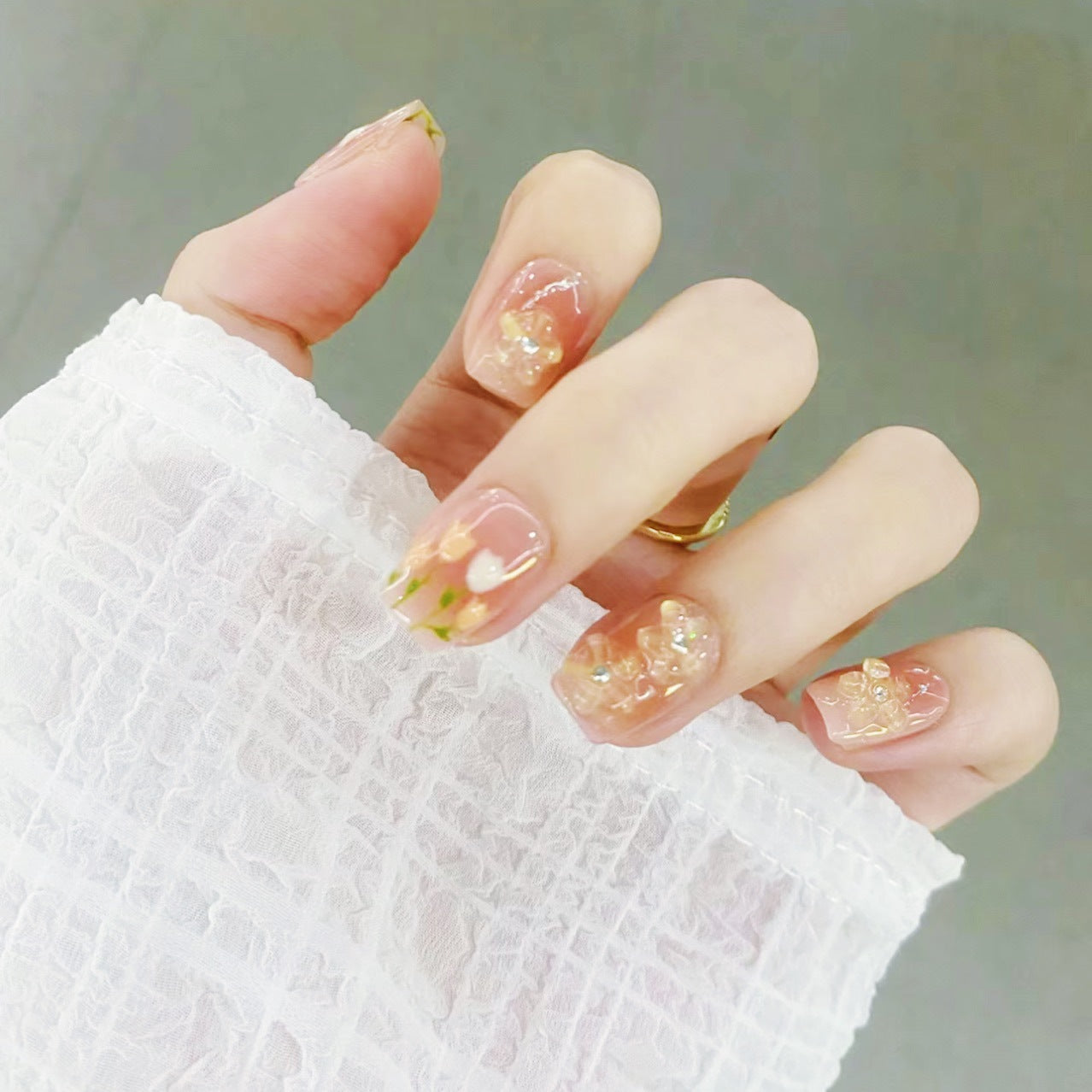 3D Tulip Flower Design Short Press On Nails