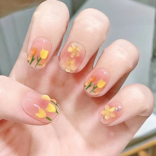 Sweet Tulip Flower Short Press On Nails