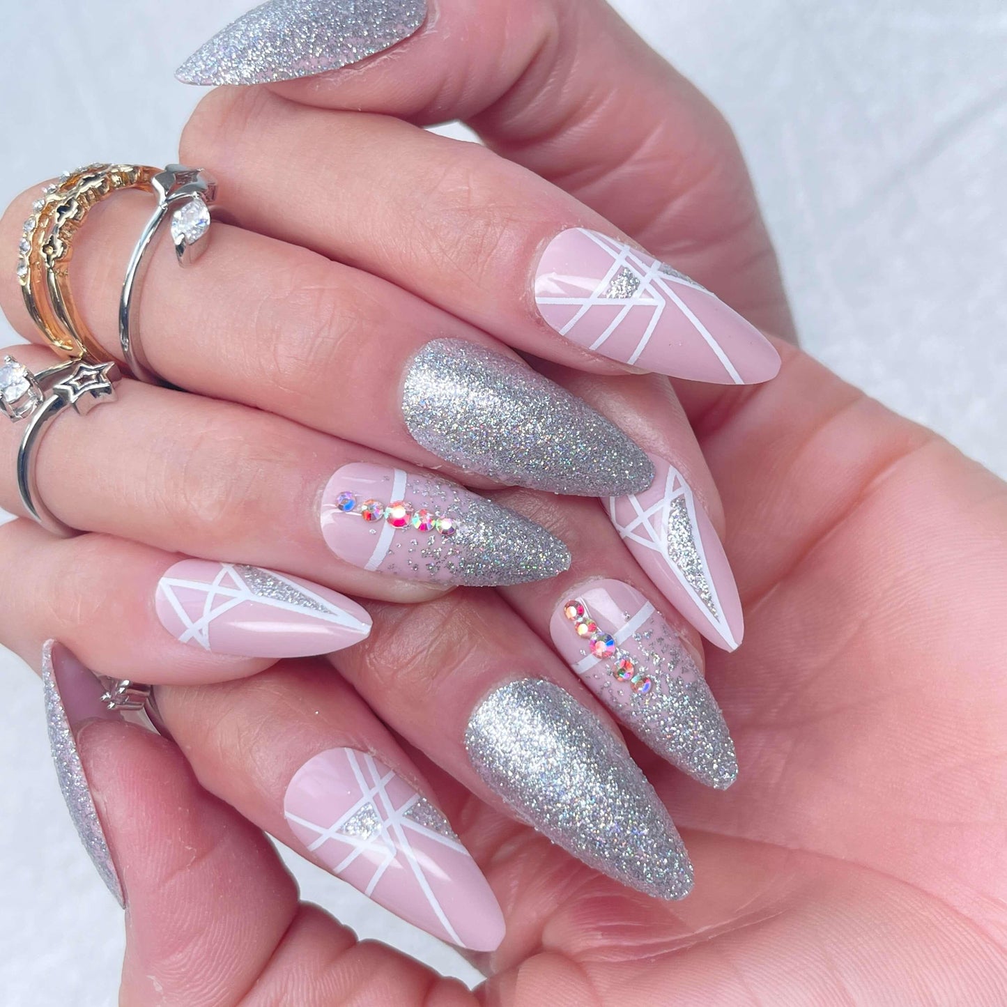 [AUTUMN SALE] Pink and Silver Glitters Abstract Design Medium Length Press-On Nails - Belle Rose Nails