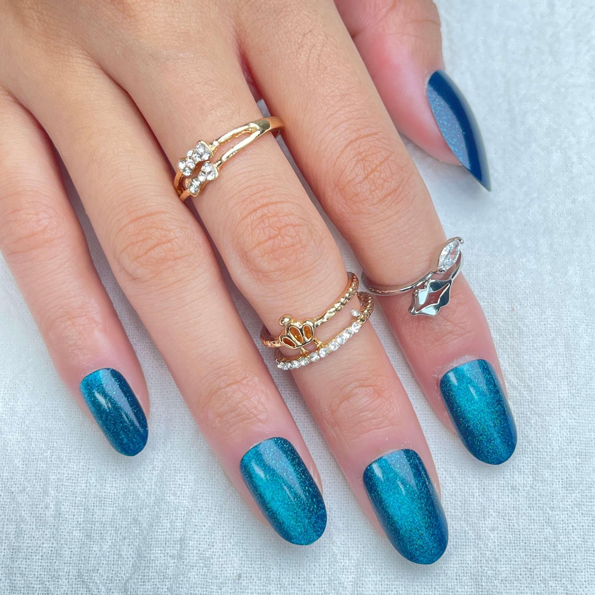 [FULL SET GLITTERING] Gems Glitter Mermaid’s Song Ocean Blue Medium Length Press On Nails - Belle Rose Nails