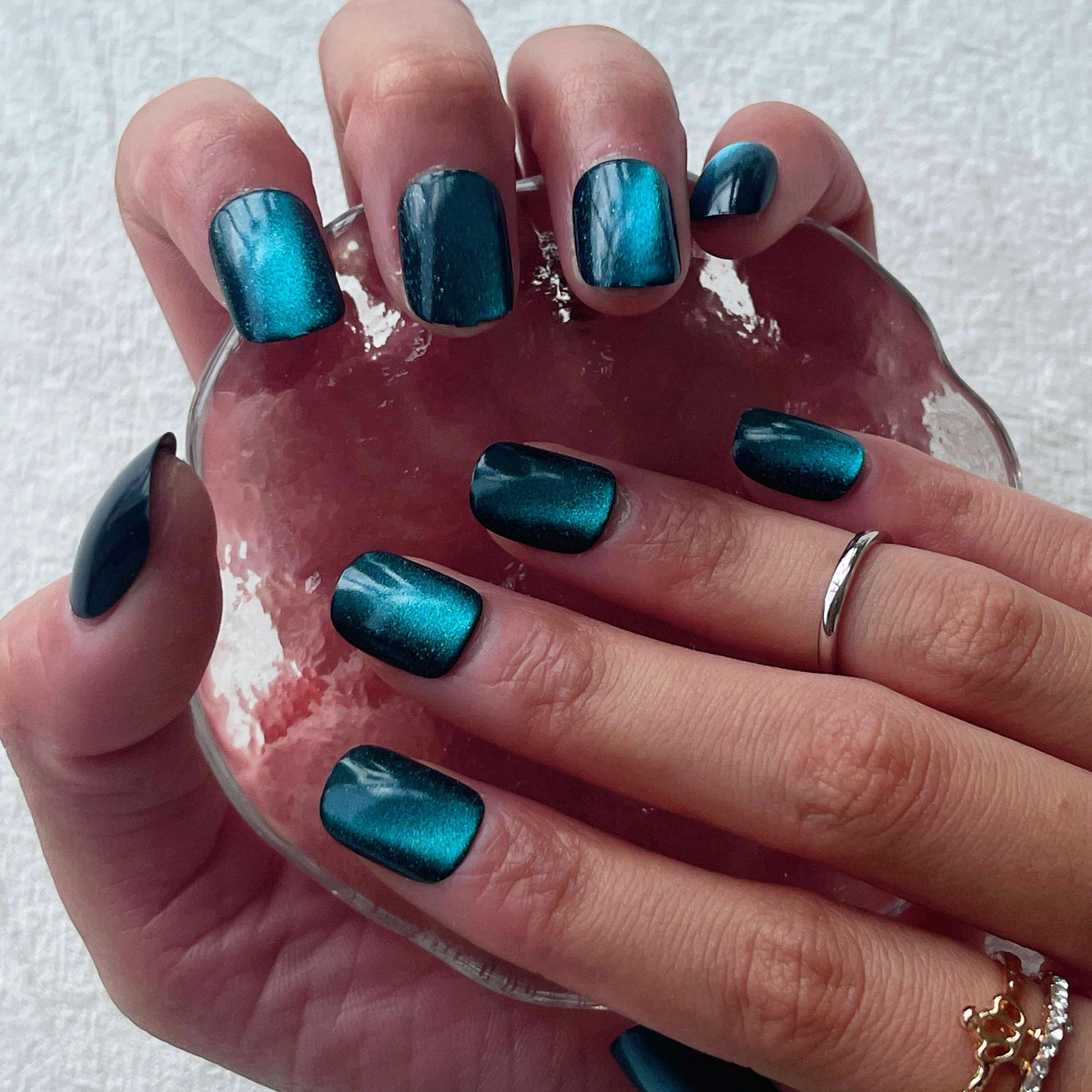 [FULL SET GLITTERING] Nighty Ocean Moonlight Glittering Teal Blue Short Press On Nails - Belle Rose Nails