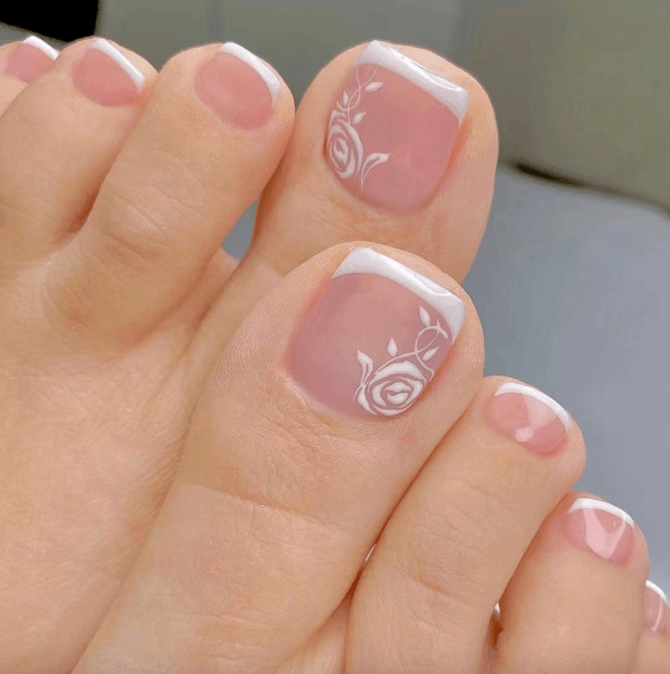 Light Pink with Roses French Toe Nails Press On Nails - Belle Rose Nails