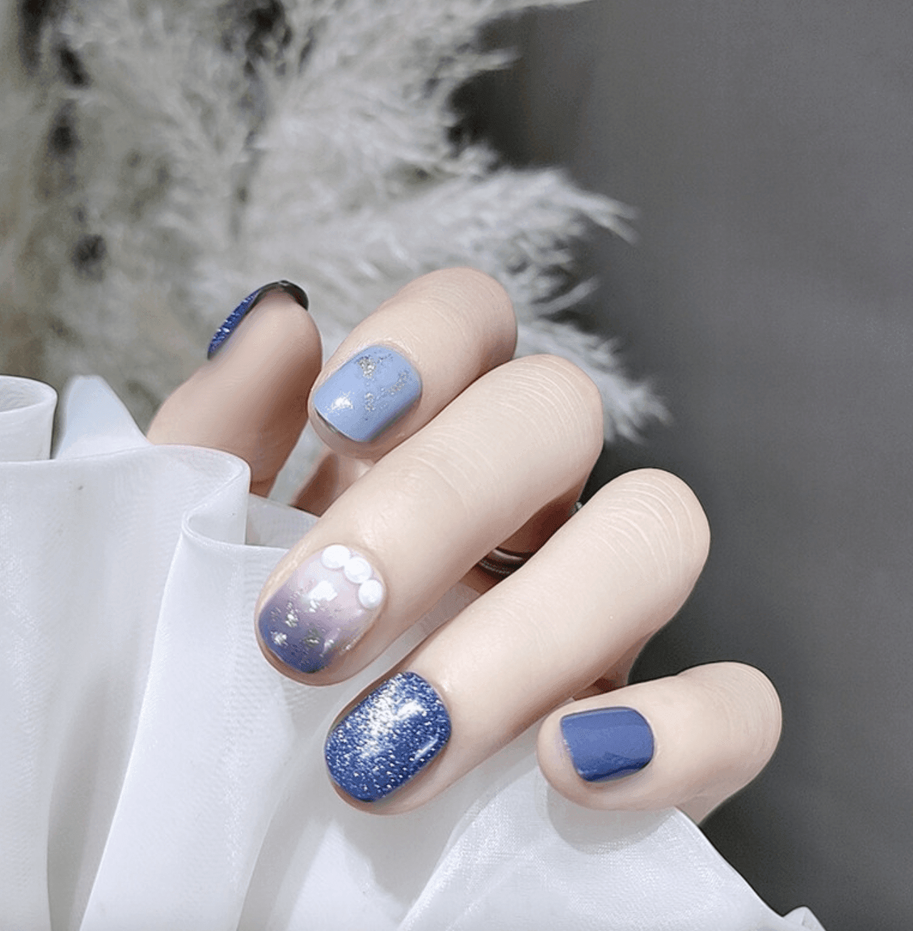 Blue Gold Polish Nail Art | Royal Blue Nails | Nails | Move Manicure