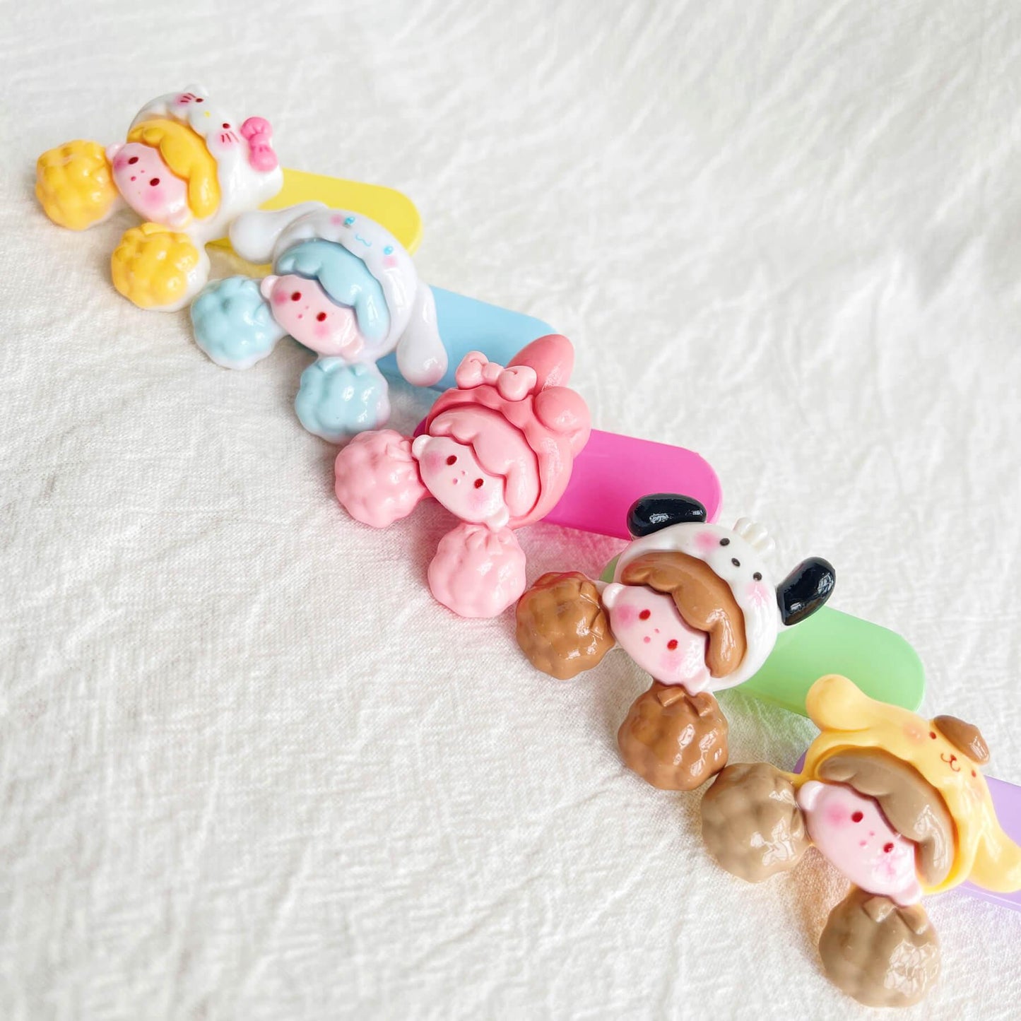 [ROTATING] 1 PCS Cute Little Girl with Double Ponytails SPINNING Hair Clip - Belle Rose Nails